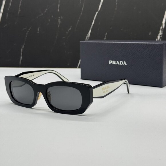 NEW PRADA PRB05SF 09Q08Z WOMEN BLACK SUNGLASSES SPR B05F 09Q08Z - Picture 1 of 9
